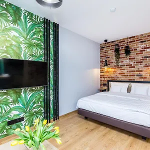 Premium Vintage Air Condition Apartament